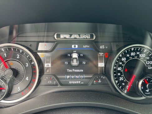 Used 2020 RAM 3500 Laramie image 14