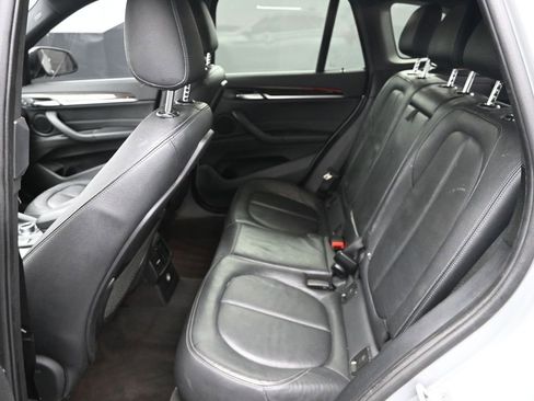 Used 2017 BMW X1 xDrive28i image 12