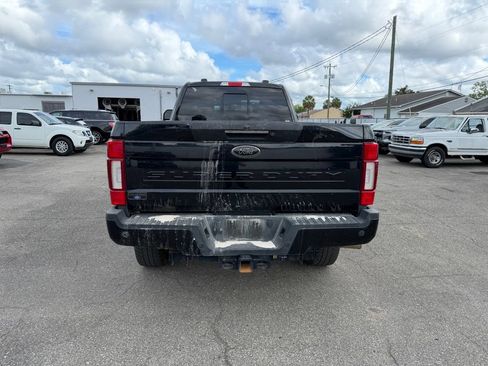 Used 2022 Ford F350 Lariat w/ Black Appearance Package AWD/4WD image 3