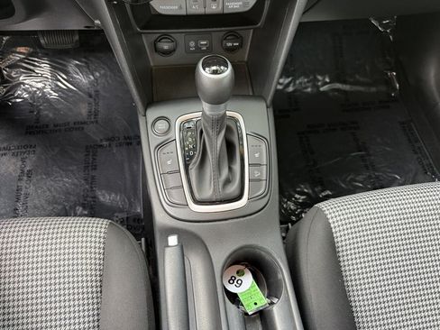 Used 2021 Hyundai Kona SEL FWD image 25