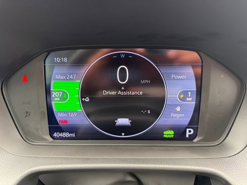 Used 2023 Chevrolet Bolt EUV LT w/ Convenience Package FWD image 13