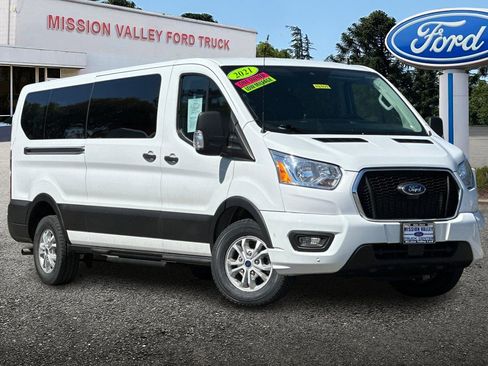 Used 2021 Ford Transit 350 XLT image 2
