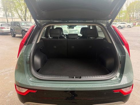 Used 2024 Kia Niro Wind w/ Wind Preserve Package image 13