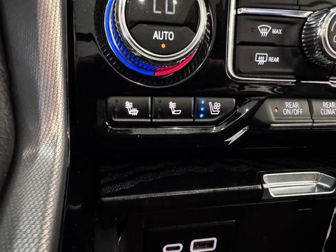 Certified 2024 GMC Yukon Denali AWD/4WD image 28