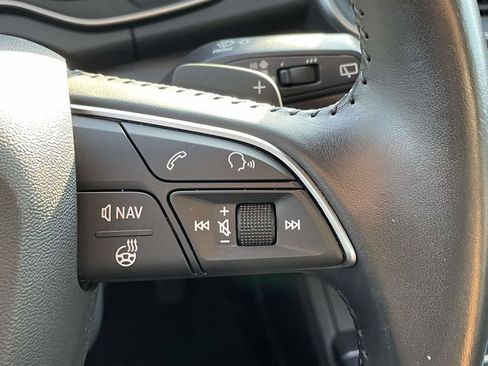 Used 2020 Audi Q5 e Premium Plus AWD/4WD image 11