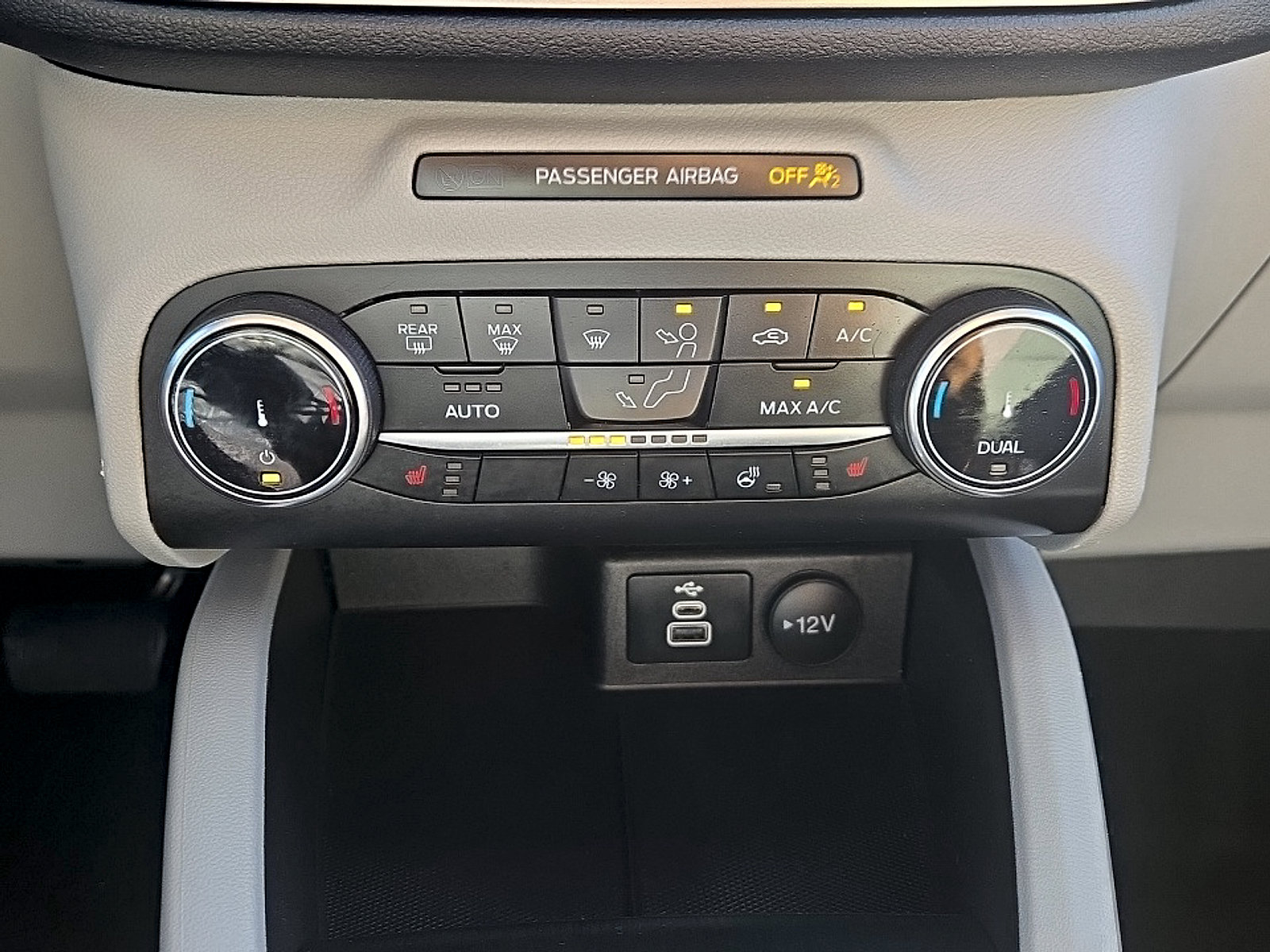 Certified 2024 Ford Escape Active AWD/4WD image 19
