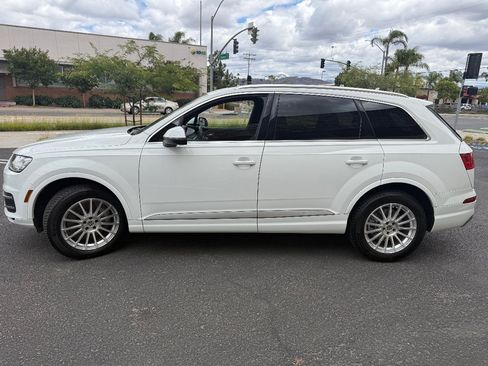 Used 2017 Audi Q7 3.0T Prestige AWD/4WD image 8
