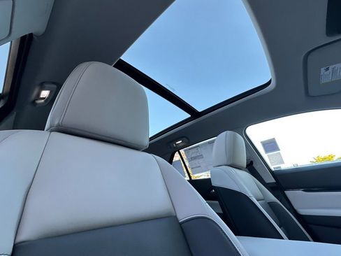 New 2026 Honda Prologue Touring image 19