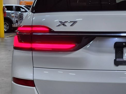 Used 2023 BMW X7 xDrive40i w/ M Sport Package AWD/4WD image 20
