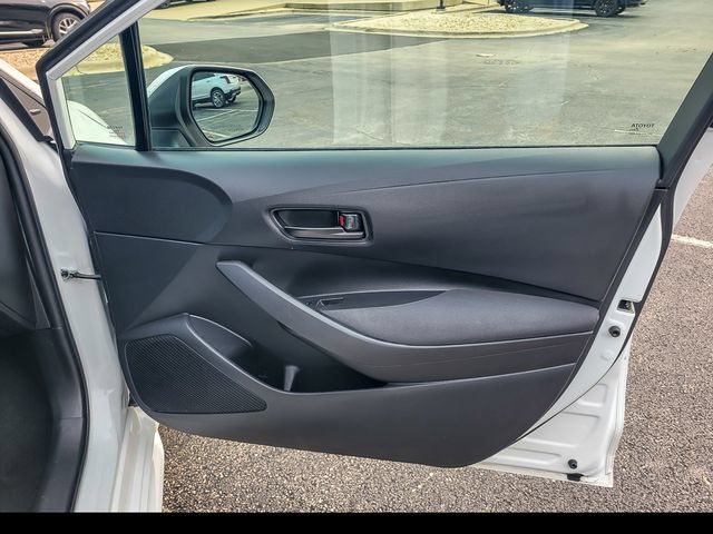 Used 2024 Toyota Corolla LE FWD image 22