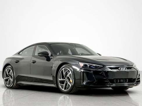 Certified 2024 Audi RS e-tron GT image 7