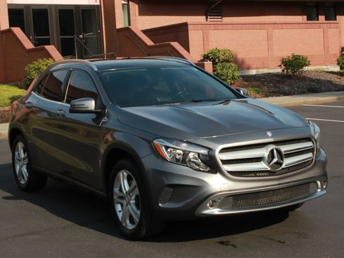 Used 2015 Mercedes-Benz GLA 250 image 3