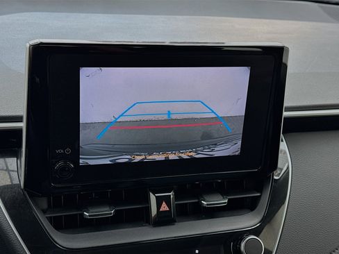Used 2023 Toyota Corolla XLE FWD image 10