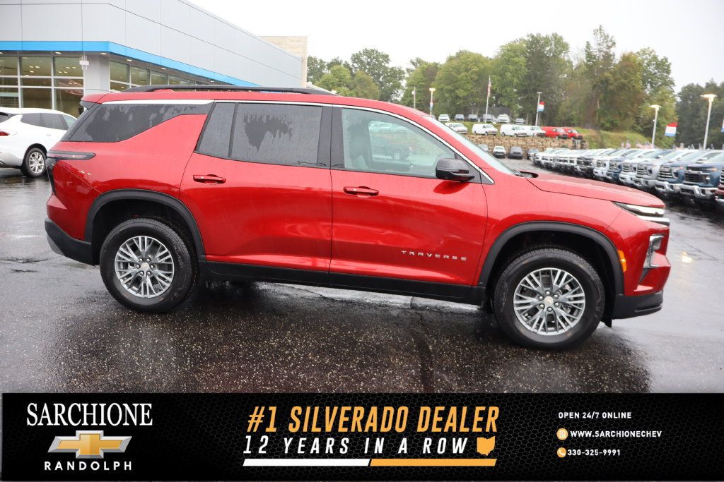 New 2027 Chevrolet Traverse LT w/ Driver Confidence Package AWD/4WD image 1