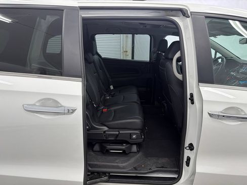 Used 2022 Honda Odyssey Touring image 17
