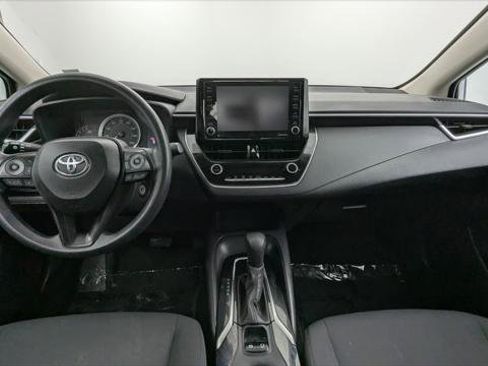 Used 2022 Toyota Corolla LE FWD image 24