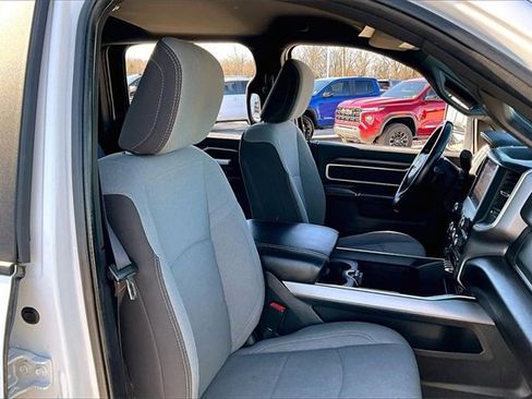 Used 2024 RAM 2500 Big Horn w/ Off Road Package image 30