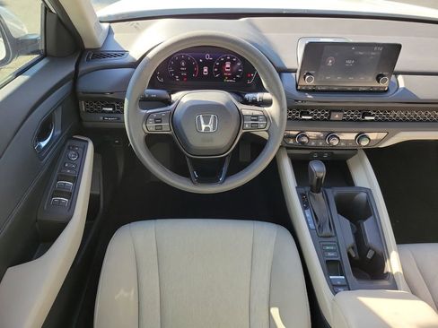 Used 2023 Honda Accord EX image 16