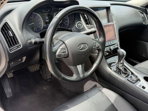 Used 2015 INFINITI Q50 Premium w/ Navigation Package RWD image 4