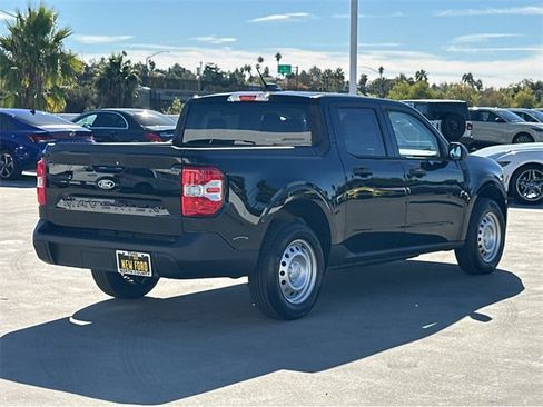 New 2025 Ford Maverick XL image 6