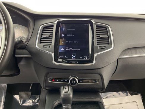 Used 2020 Volvo XC90 T6 Momentum AWD/4WD image 21