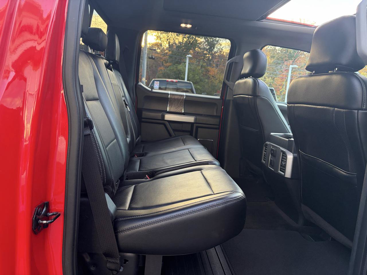 Used 2017 Ford F350 Lariat w/ Lariat Value Package AWD/4WD image 43