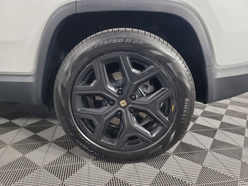 Used 2024 Rivian R1S Adventure image 10