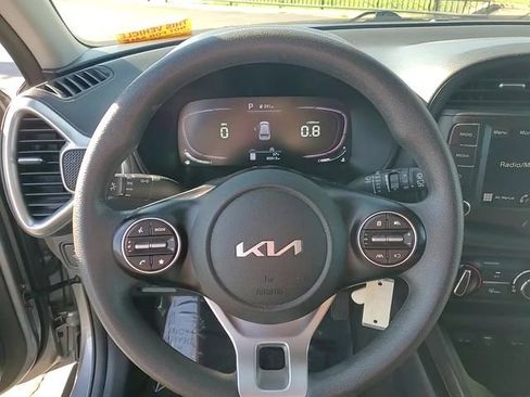 Used 2023 Kia Soul LX w/ Option Group 015 image 16