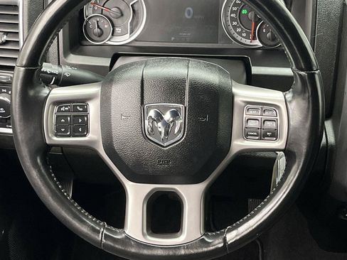 Used 2022 RAM 1500 Warlock AWD/4WD image 12