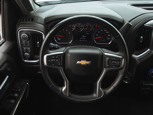 Used 2023 Chevrolet Silverado 2500 LTZ image 17