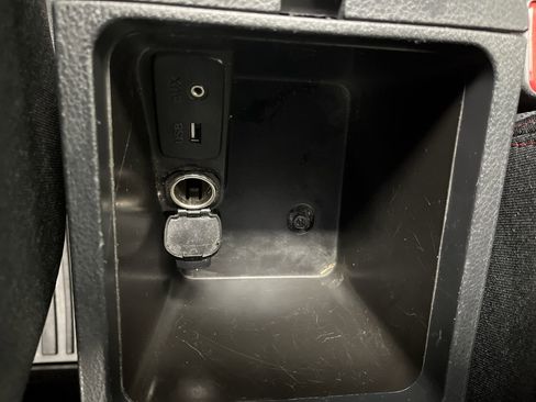 Used 2016 Subaru WRX image 19