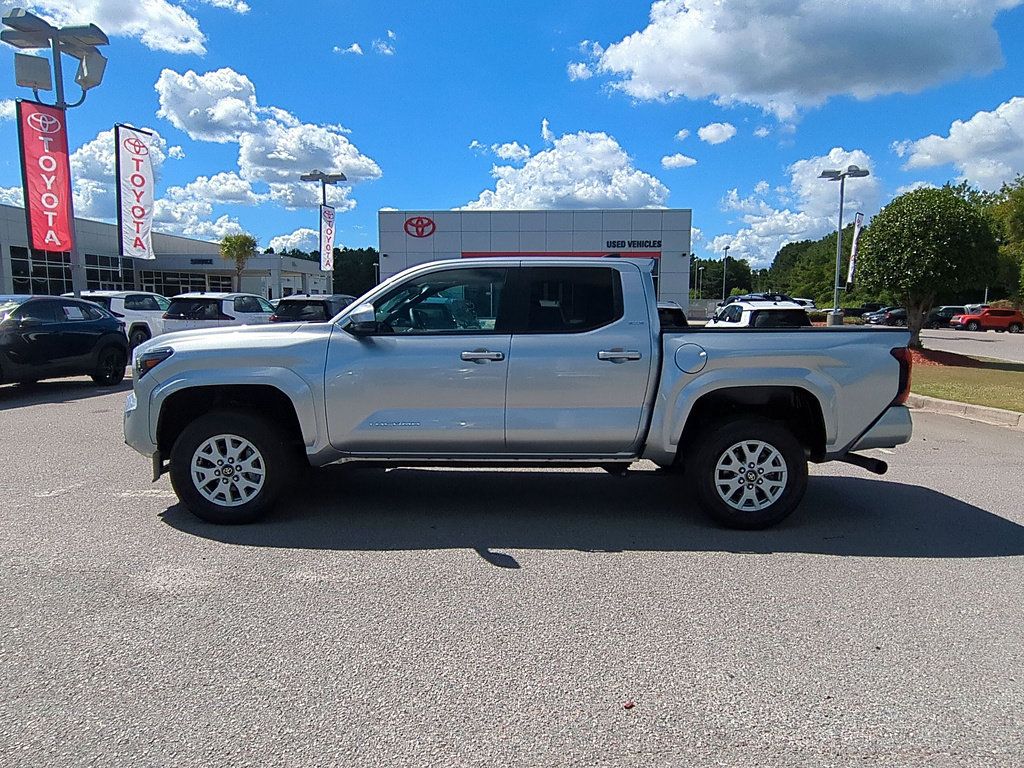 Certified 2024 Toyota Tacoma SR5 AWD/4WD image 6