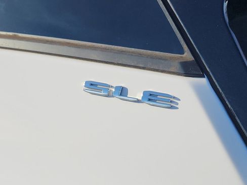 Certified 2022 GMC Terrain SLE image 31