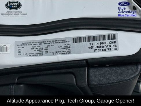 Used 2022 Jeep Grand Cherokee Laredo X image 31