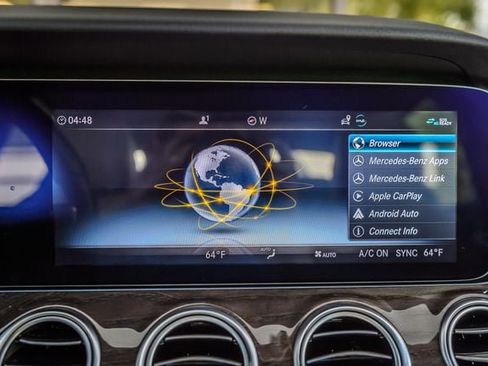 Used 2020 Mercedes-Benz E 350 4MATIC Sedan image 23