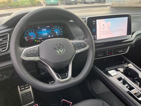 New 2026 Volkswagen Atlas Cross Sport SEL R-Line AWD/4WD image 34
