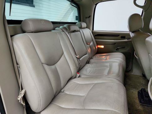 Used 2003 Cadillac Escalade EXT AWD/4WD image 26