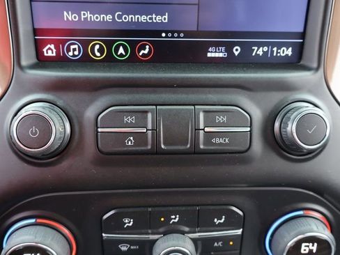 Used 2019 Chevrolet Silverado 1500 High Country w/ High Country Premium Package AWD/4WD image 33