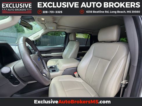 Used 2020 Ford Expedition XLT w/ Equipment Group 202A image 17