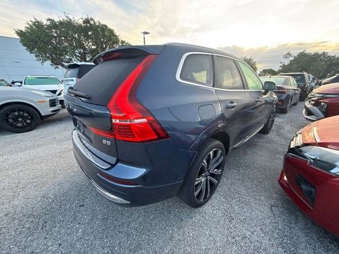 Used 2023 Volvo XC60 B5 Ultimate w/ Protection Package Premier FWD image 2