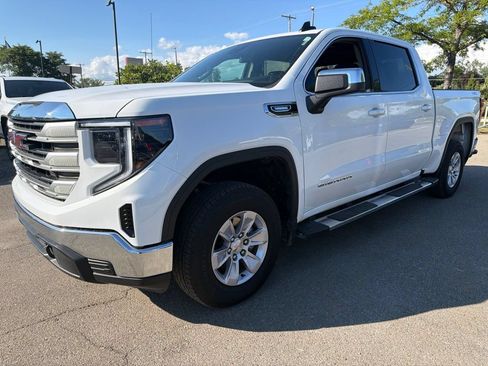 Used 2026 GMC Sierra 1500 SLE AWD/4WD image 1