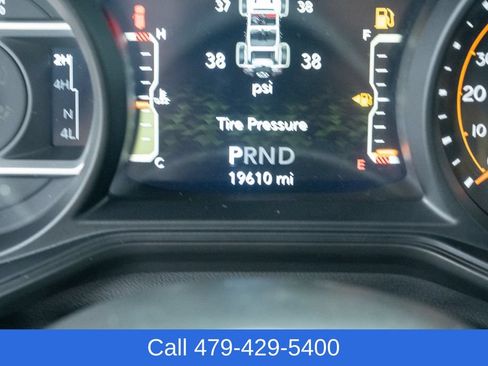 Used 2024 Jeep Wrangler Unlimited Sport AWD/4WD image 11