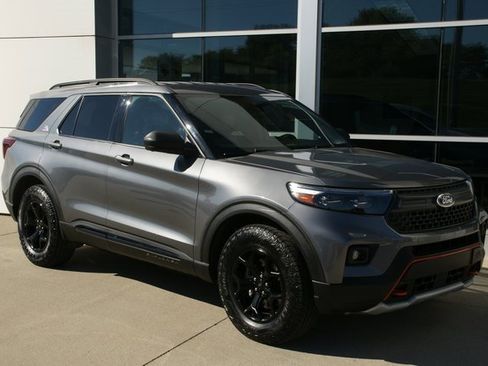 Used 2022 Ford Explorer Timberline image 7