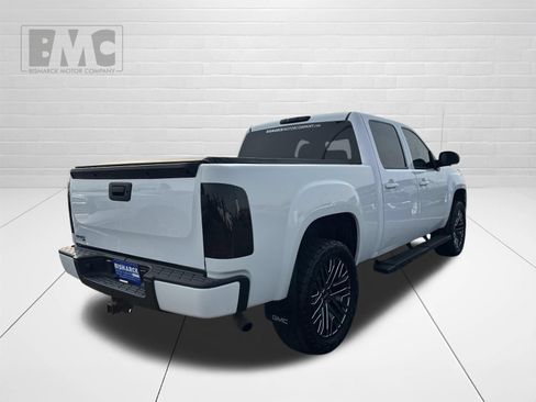 Used 2008 GMC Sierra 1500 SLE w/ Power Pack Plus AWD/4WD image 3