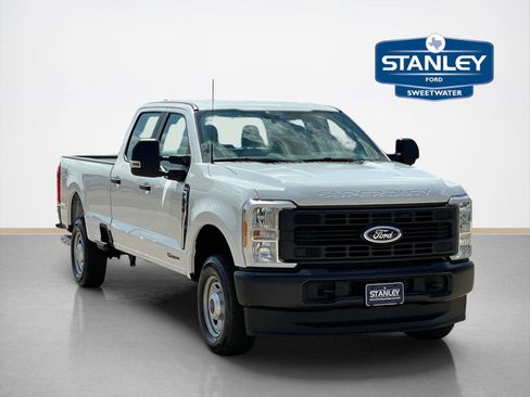 New 2026 Ford F250 XL w/ FX4 Off-Road Package image 1