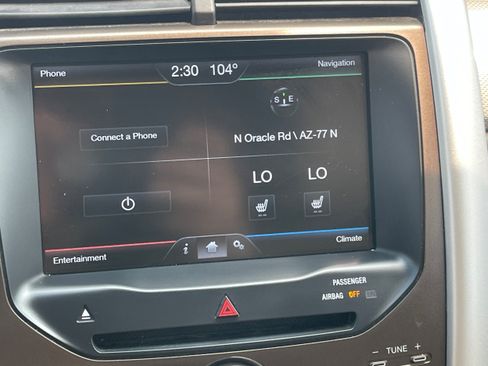 Used 2013 Ford Edge SEL FWD image 16