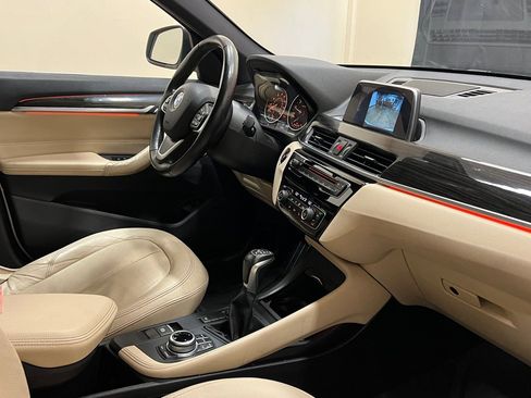 Used 2018 BMW X1 xDrive28i image 15