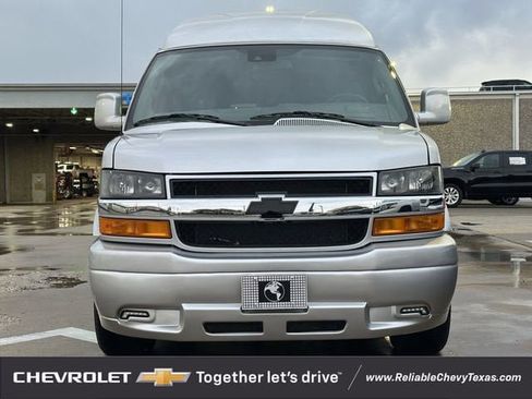 New 2025 Chevrolet Express 2500 w/ Driver Convenience Package image 7