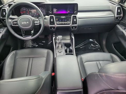 Used 2023 Kia Sorento S w/ Panoramic Sunroof Package FWD image 15