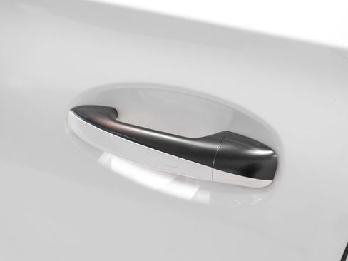 Used 2023 Mercedes-Benz GLS 63 AMG 4MATIC image 38